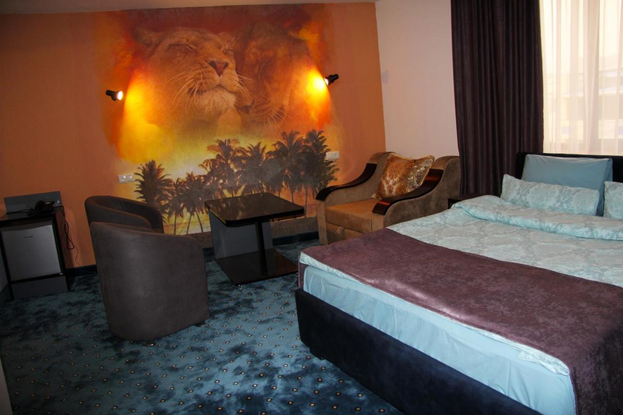 Nice Hotel Yerevan Luaran gambar